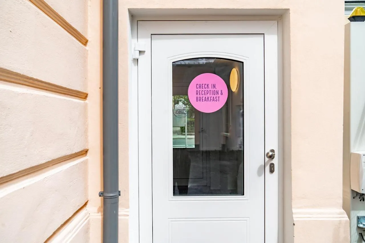 Villa Elisa Salzburg Aparthotel